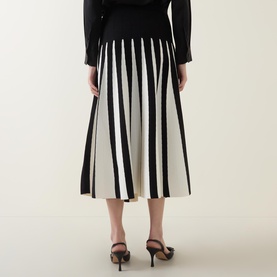 Fandelion Two-Tone Pleated Skirt