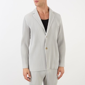 Pleated Single-Breasted Blazer