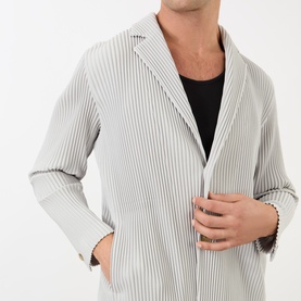 Pleated Single-Breasted Blazer