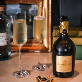 Heart Champagne Flutes