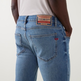 2019 D-Strukt Slim Leg Jeans