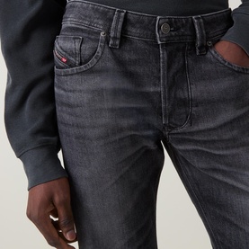 1985 Larkee Straight Leg Jeans