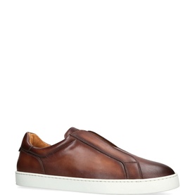 Cowes Laceless Trainers