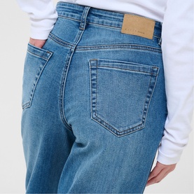 Meadow High-Rise Regular Fit Jeans
