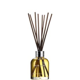 Mesmerising Oudh Accord & Gold Aroma Reeds 150ml