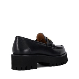 Groundbreaking Wide-Fit Loafers