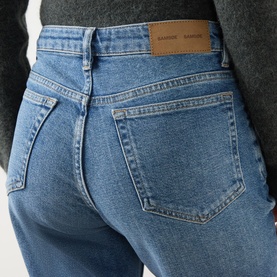 Salella Mid-Rise Flared Jeans