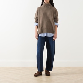 Sakeiku Turtleneck Sweater