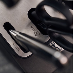 Pro Seven-Piece Self-Sharpening Knife Block Set