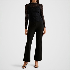 Floral Lace Long-Sleeved Top
