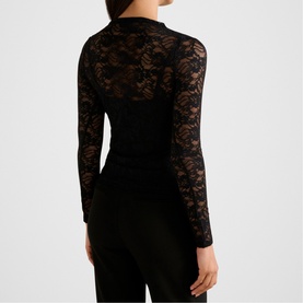 Floral Lace Long-Sleeved Top