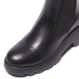 Cusago Leather Chelsea Boots