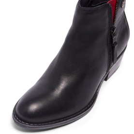 Fermato Leather Ankle Boots