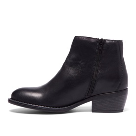 Fermato Leather Ankle Boots