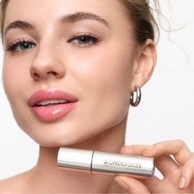 Lip Relapse Plumping Gloss