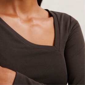 Felicity Asymmetric Top