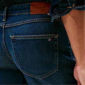 Milo Classic Straight Leg Jeans