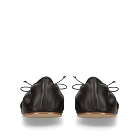 Round Ballet Flats