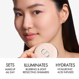 Forever Nude Radiant Filter Powder