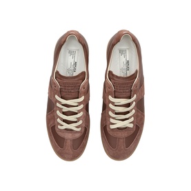 Replica Trainers