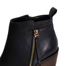 Paicing Wide-Fit Heeled Ankle Boots