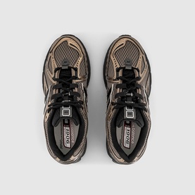 1906 Trainers