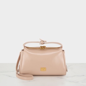 Vittoria Shoulder Bag