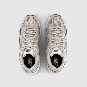 MR530 Trainers