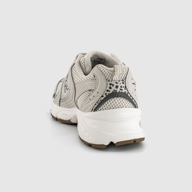 MR530 Trainers