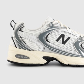 MR530 Trainers