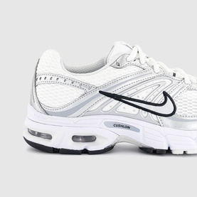 Nike Air Max Moto 2K Trainers