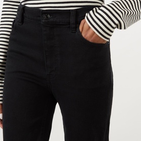 Le Sleek Straight-Leg Jeans