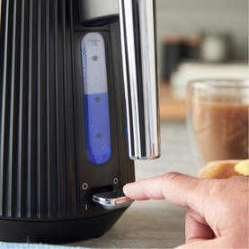 Bronte Jug Kettle Black