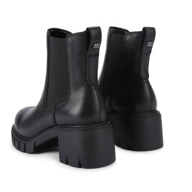True Chelsea Boots
