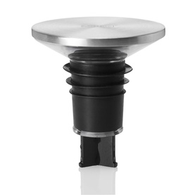 Champ Pourer and Stopper