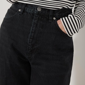 Neat High-Rise Tapered Jeans