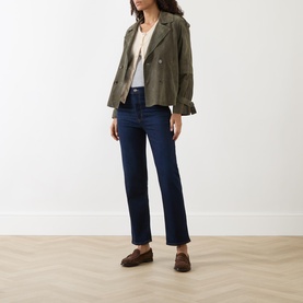 Le Sleek Straight Leg Jeans