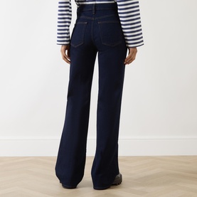 The Straight Leg Jeans