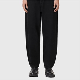 Curve Barrel Leg Denim Jeans