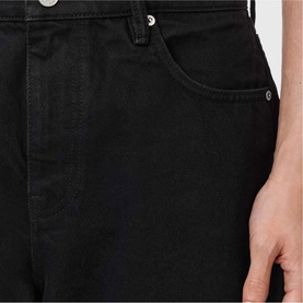 Curve Barrel Leg Denim Jeans