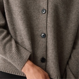Collared Knitted Cardigan