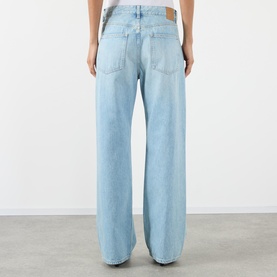 Ease High-Rise Straight Leg Jeans