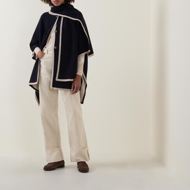 River Contrast Trim Cape