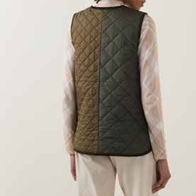 Heslerton Logo Quilted Gilet