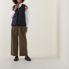 Heslerton Logo Quilted Gilet