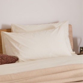 180 Thread Count Evelyn Buttermilk King Pillowcase Set