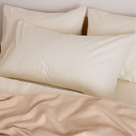 180 Thread Count Evelyn Buttermilk King Pillowcase Set