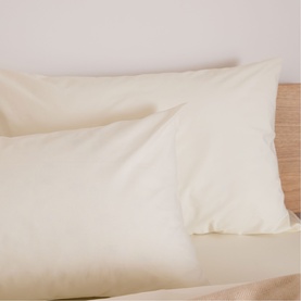 180 Thread Count Evelyn Buttermilk Standard Pillowcase Set