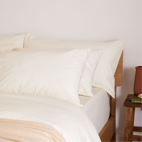 180 Thread Count Evelyn Buttermilk Standard Pillowcase Set