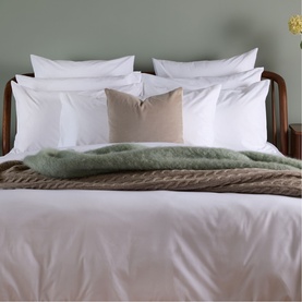 180 Thread Count Evelyn White Square Rolenio Pillowcase